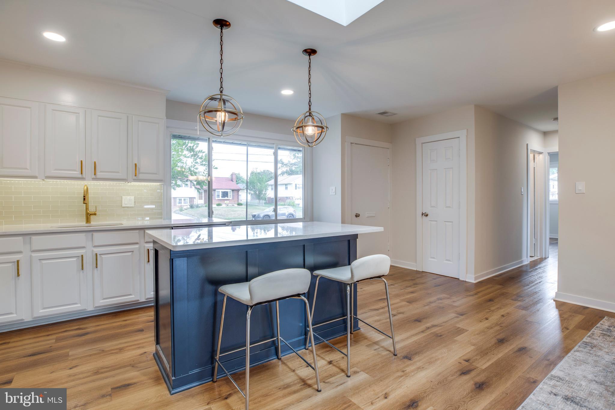 6815 Front Royal Road Springfield, VA 22151 - Photo 2 of 57