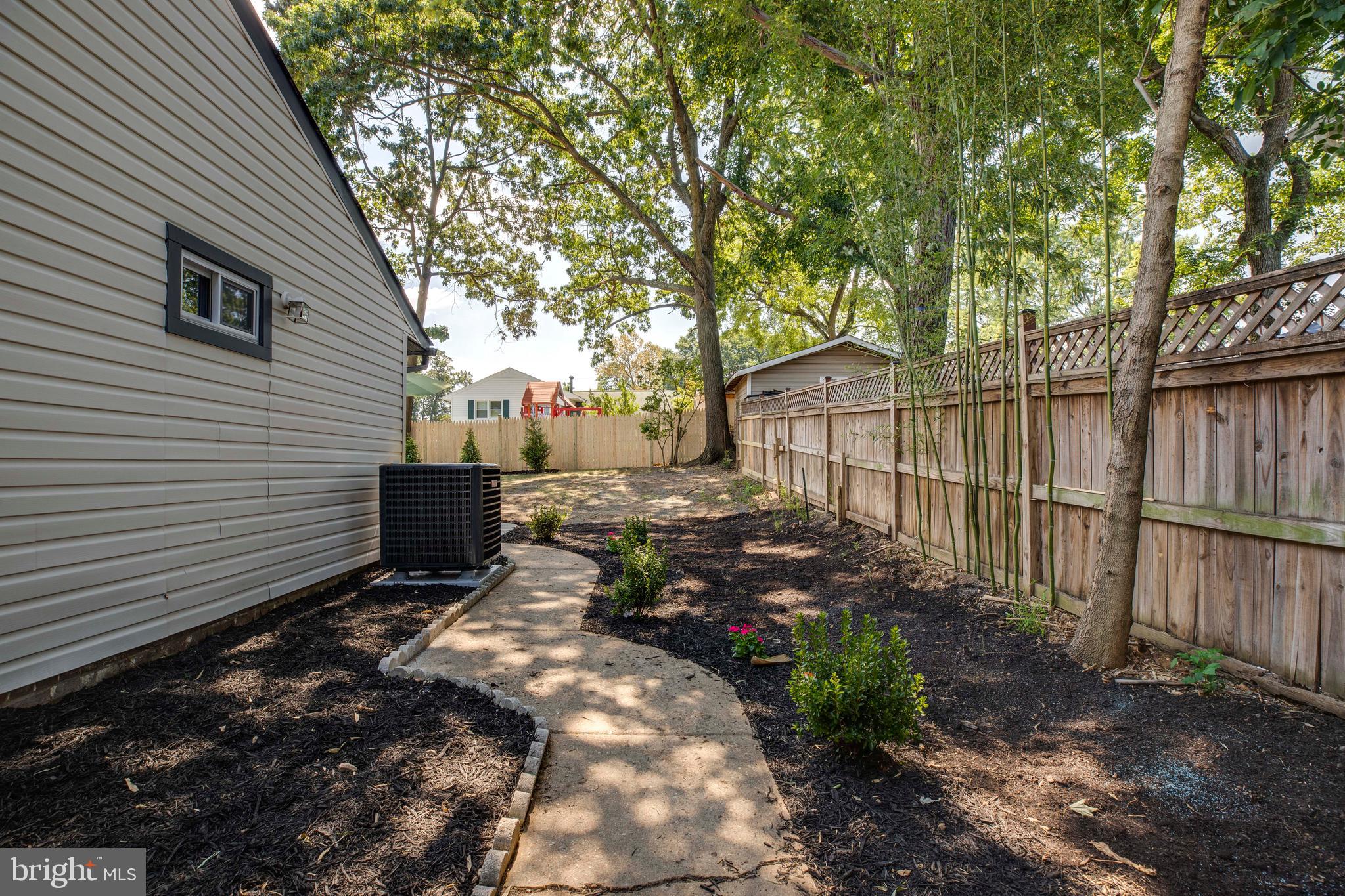 6815 Front Royal Road Springfield, VA 22151 - Photo 44 of 57