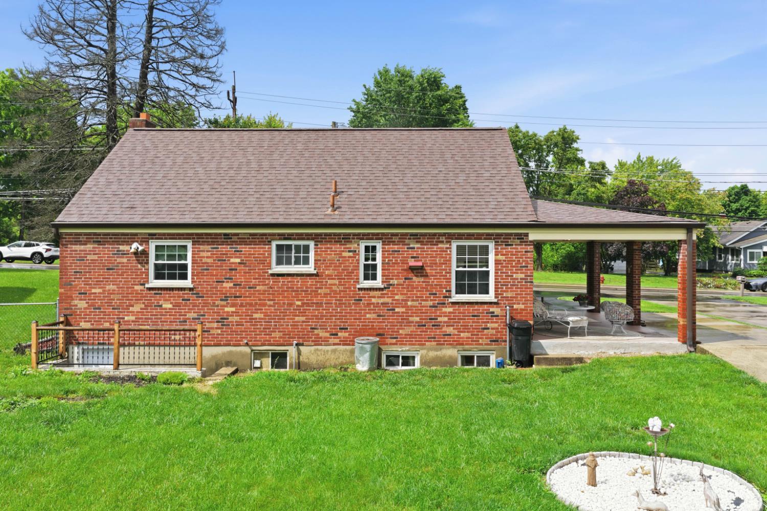 531 West Kemper Road Springdale, OH 45246 - Photo 3 of 25