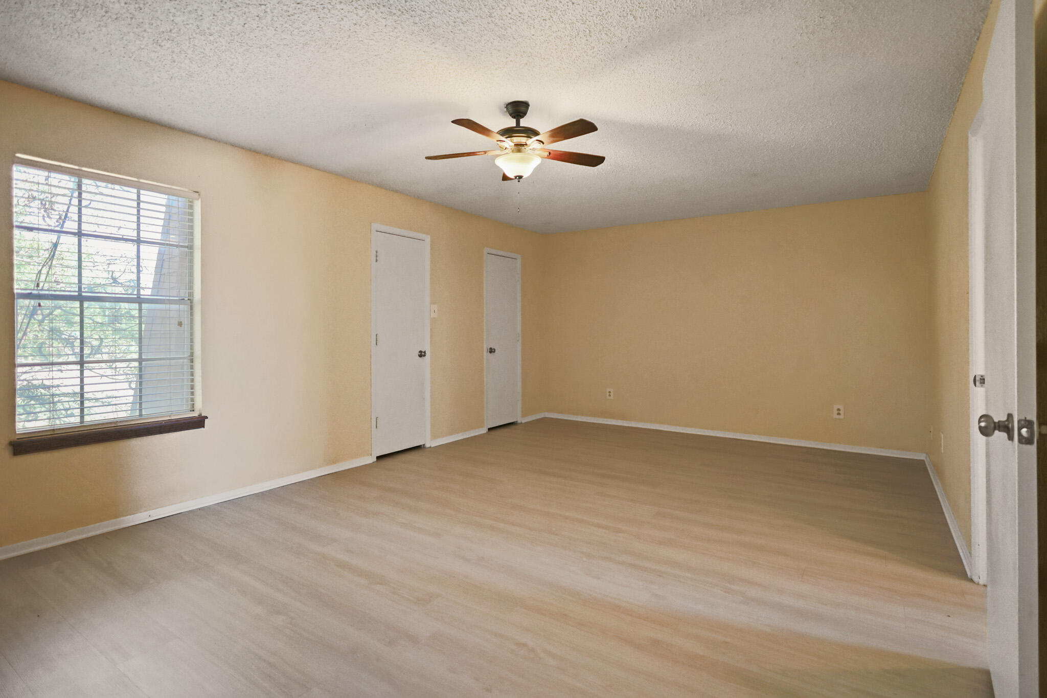 4701 48th Street Lubbock, TX 79414 - Photo 28 of 43 IMG_4143