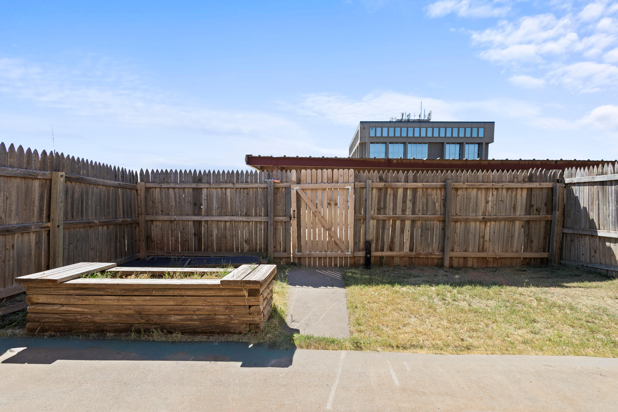 4701 48th Street Lubbock, TX 79414 - Photo 39 of 43 IMG_4154