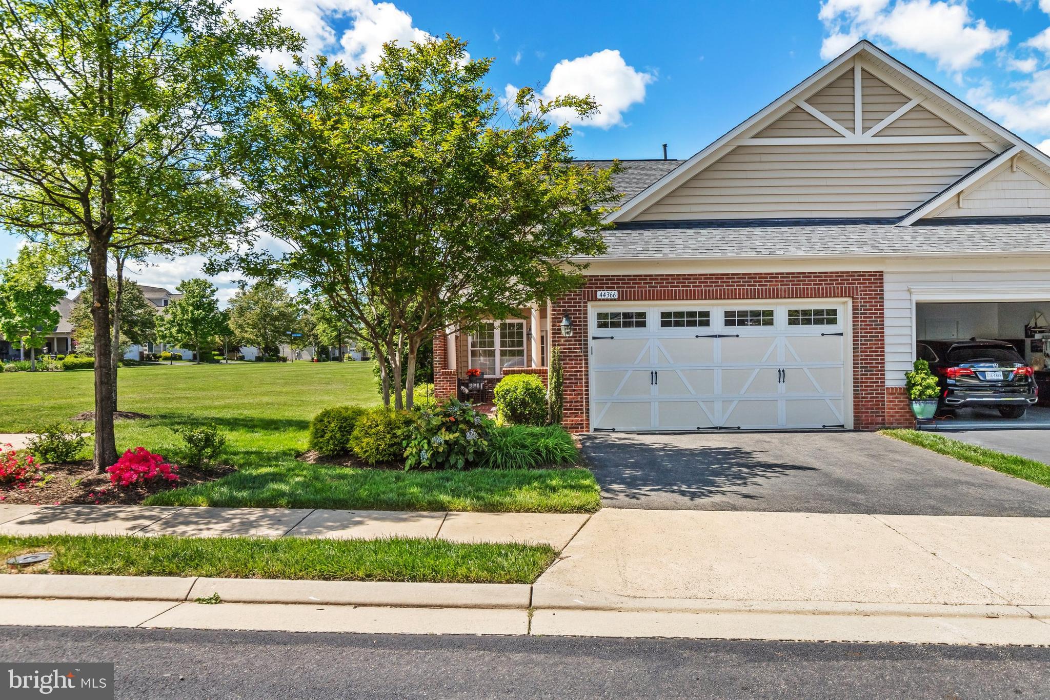 44366 Adare Manor Square Ashburn, VA 20147 - Photo 2 of 38