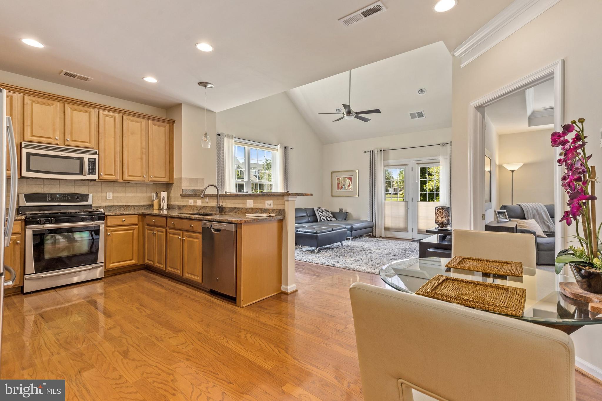 44366 Adare Manor Square Ashburn, VA 20147 - Photo 8 of 38