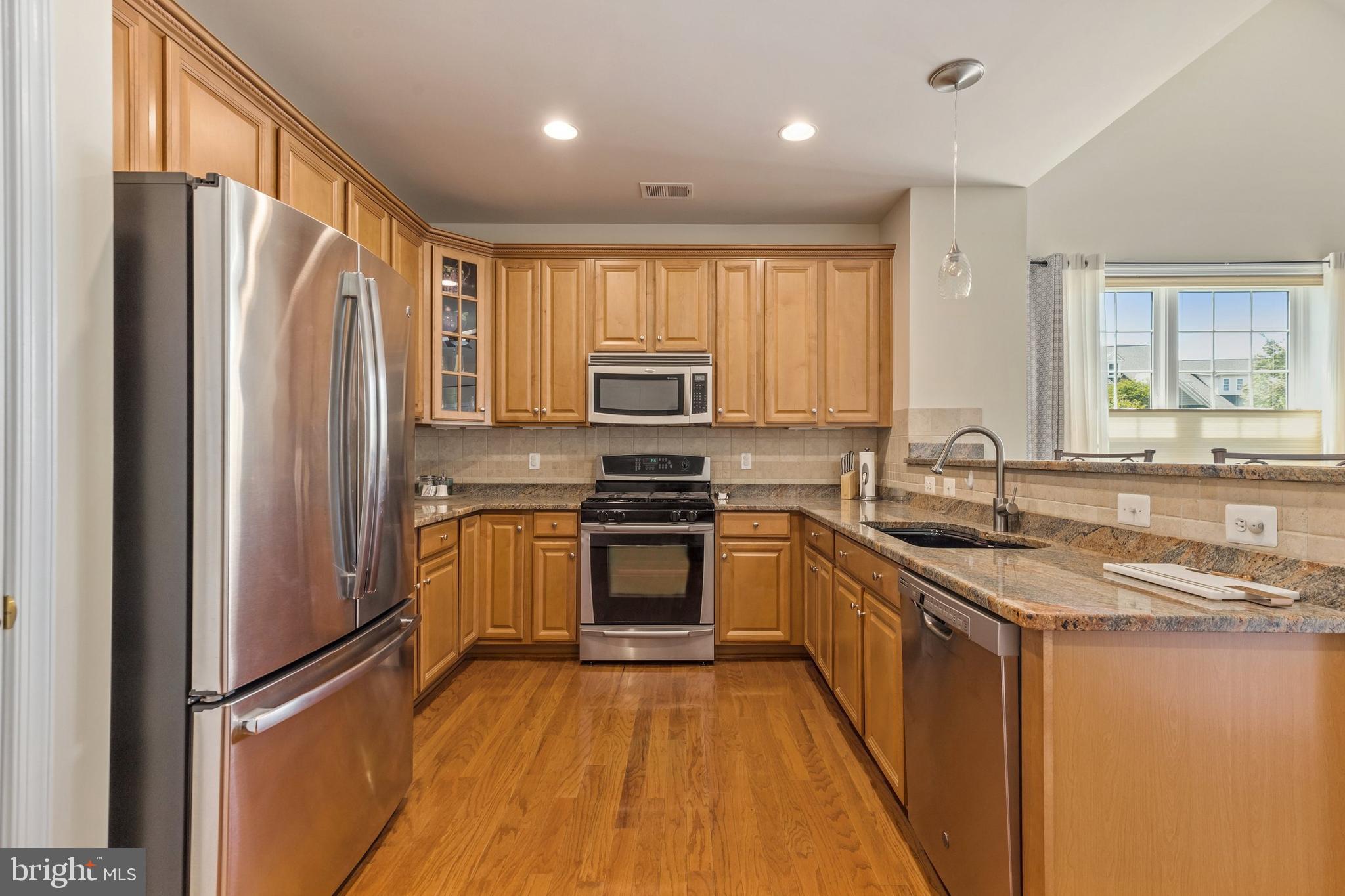 44366 Adare Manor Square Ashburn, VA 20147 - Photo 10 of 38