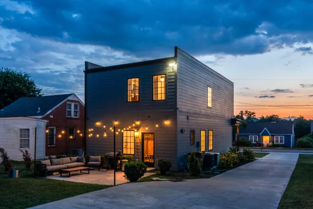 $650,000 | 1628 24th Avenue North, Nashville, TN 37208