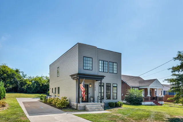 $650,000 | 1628 24th Avenue North, Nashville, TN 37208