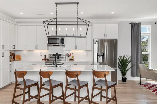 $650,000 | 1628 24th Avenue North, Nashville, TN 37208