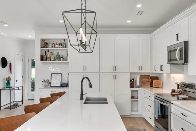 $650,000 | 1628 24th Avenue North, Nashville, TN 37208