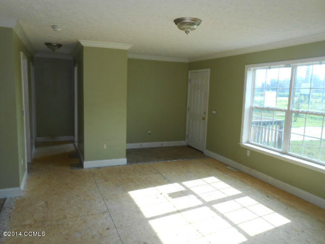 116 Morristown Road Stella, NC 28582 - Photo 2 of 12 42 LIVING ROOM
