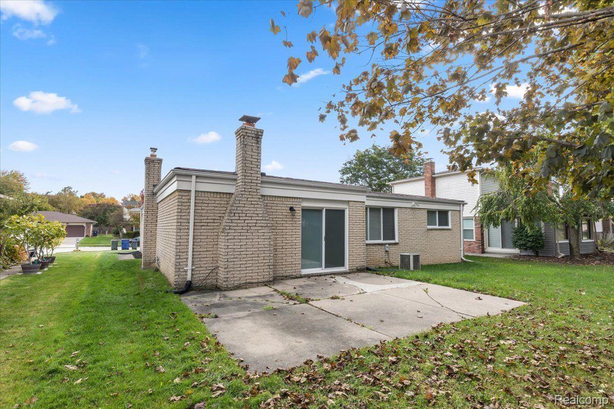 1241 East Franciscan Canton, MI 48187 - Photo 29 of 30
