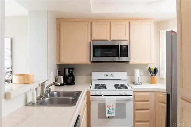 $4,500 | 600 The Strand North, Unit 36, Oceanside, CA 92054