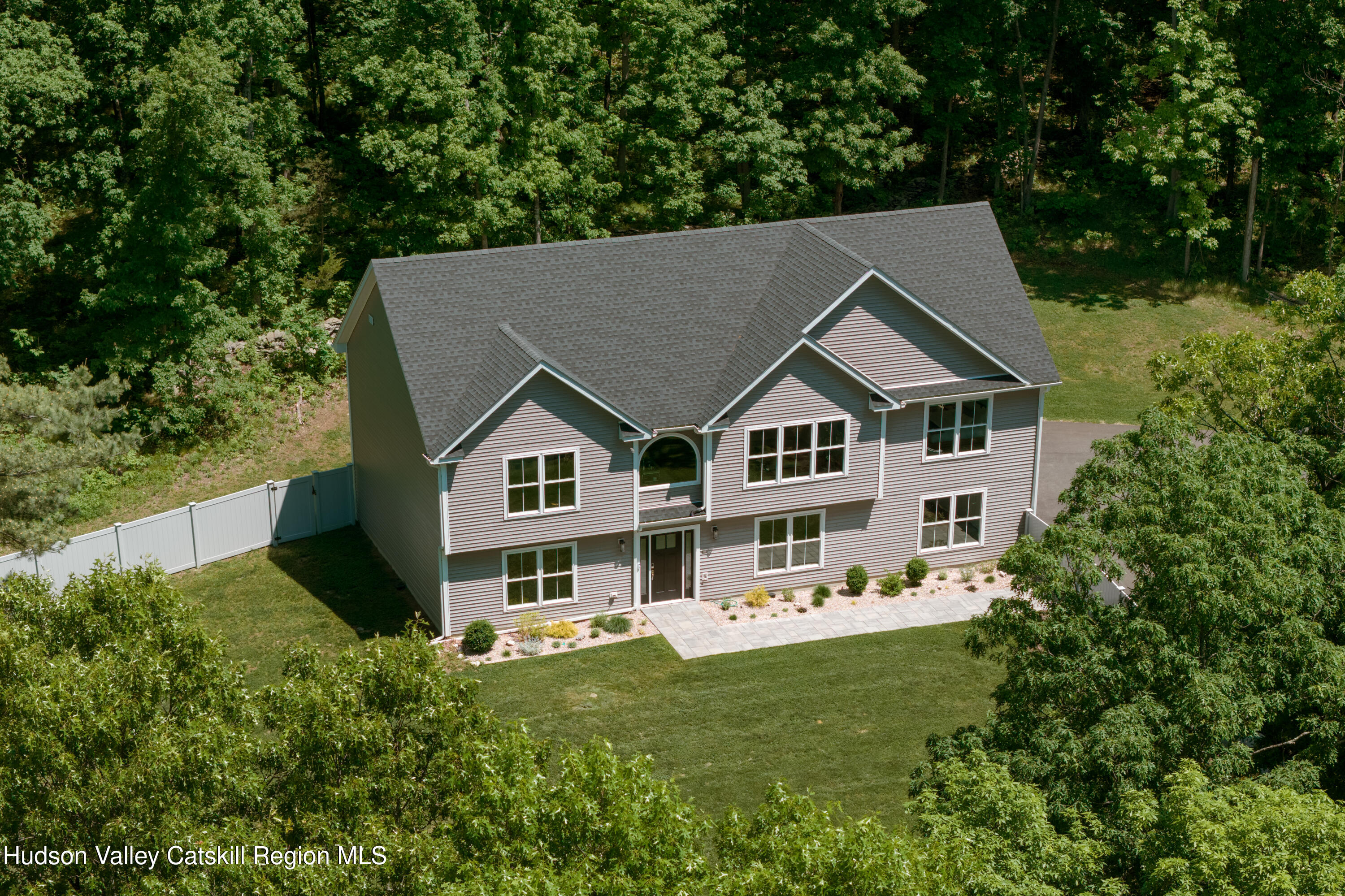25 Maple Hill Ridge Red Hook, NY 12571 - Photo 32 of 35 Front