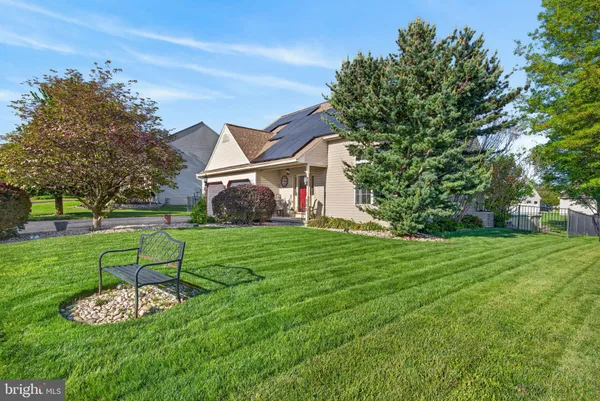$365,000 | 325 Olde Hickory Road, Mount Wolf, PA 17347