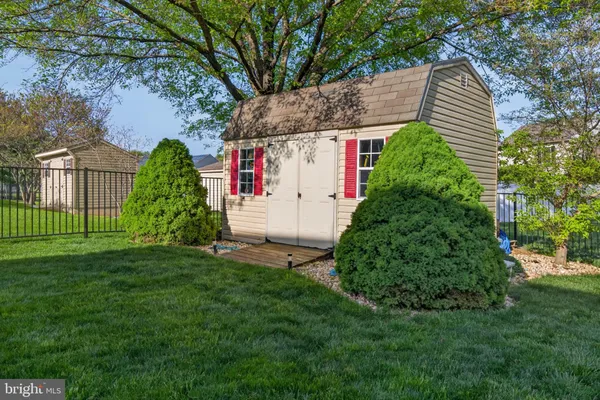 $365,000 | 325 Olde Hickory Road, Mount Wolf, PA 17347