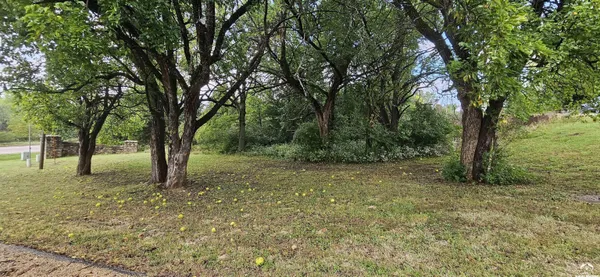 $4,500 | 6295 Rock Creek Drive, Ozawkie, KS 66070