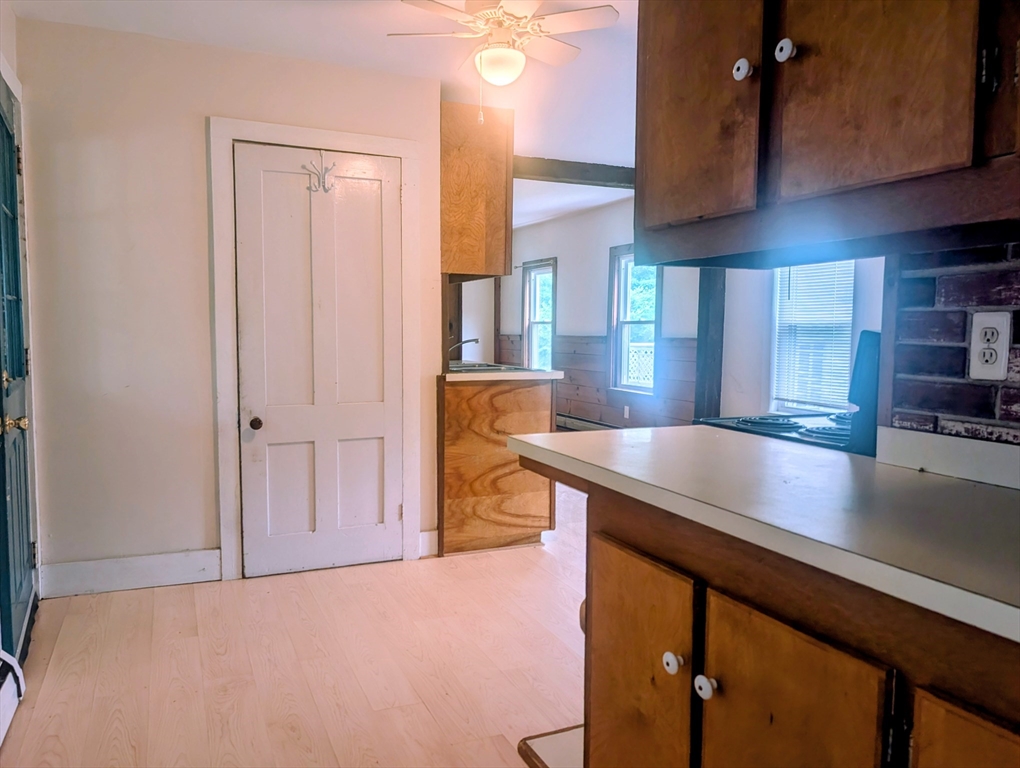 137 Main Street, Unit 1 Shelburne, MA 01370 - Photo 16 of 16