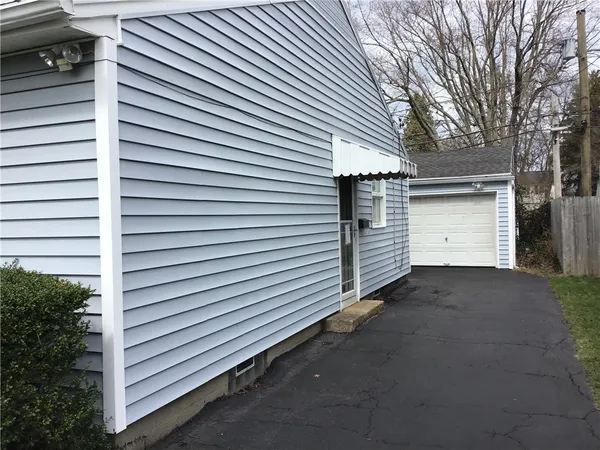 $159,000 | 394 Orland Road, Irondequoit, NY 14622