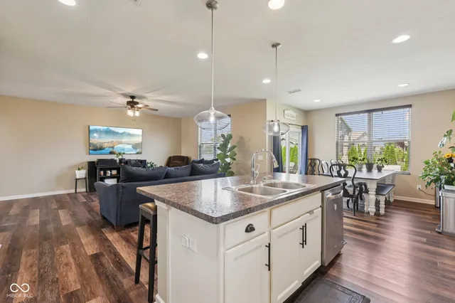 $450,000 | 13504 Forest Glade Drive, Fishers, IN 46037