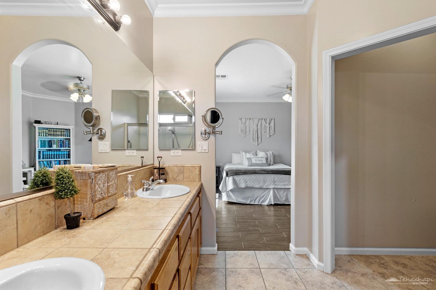 19601 Meadows Road Tehachapi, CA 93561 - Photo 28 of 39 Gallery Image 28