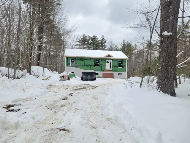 $499,900 | L26-2 Brackett Road, New Durham, NH 03855