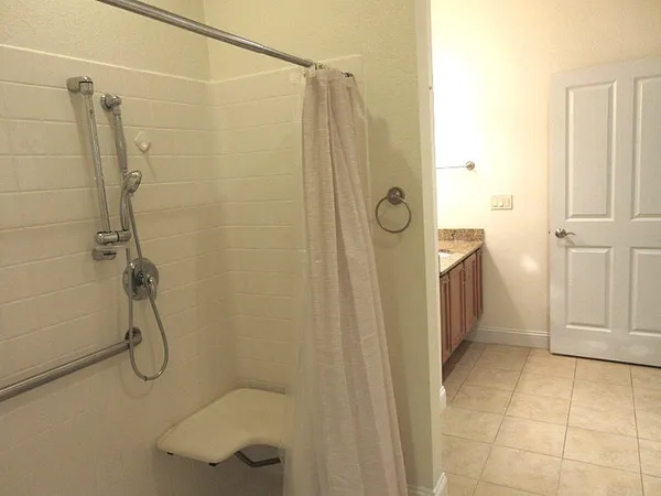 $178,900 | 832 North 6th Street, Unit 108, Sheboygan, WI 53081