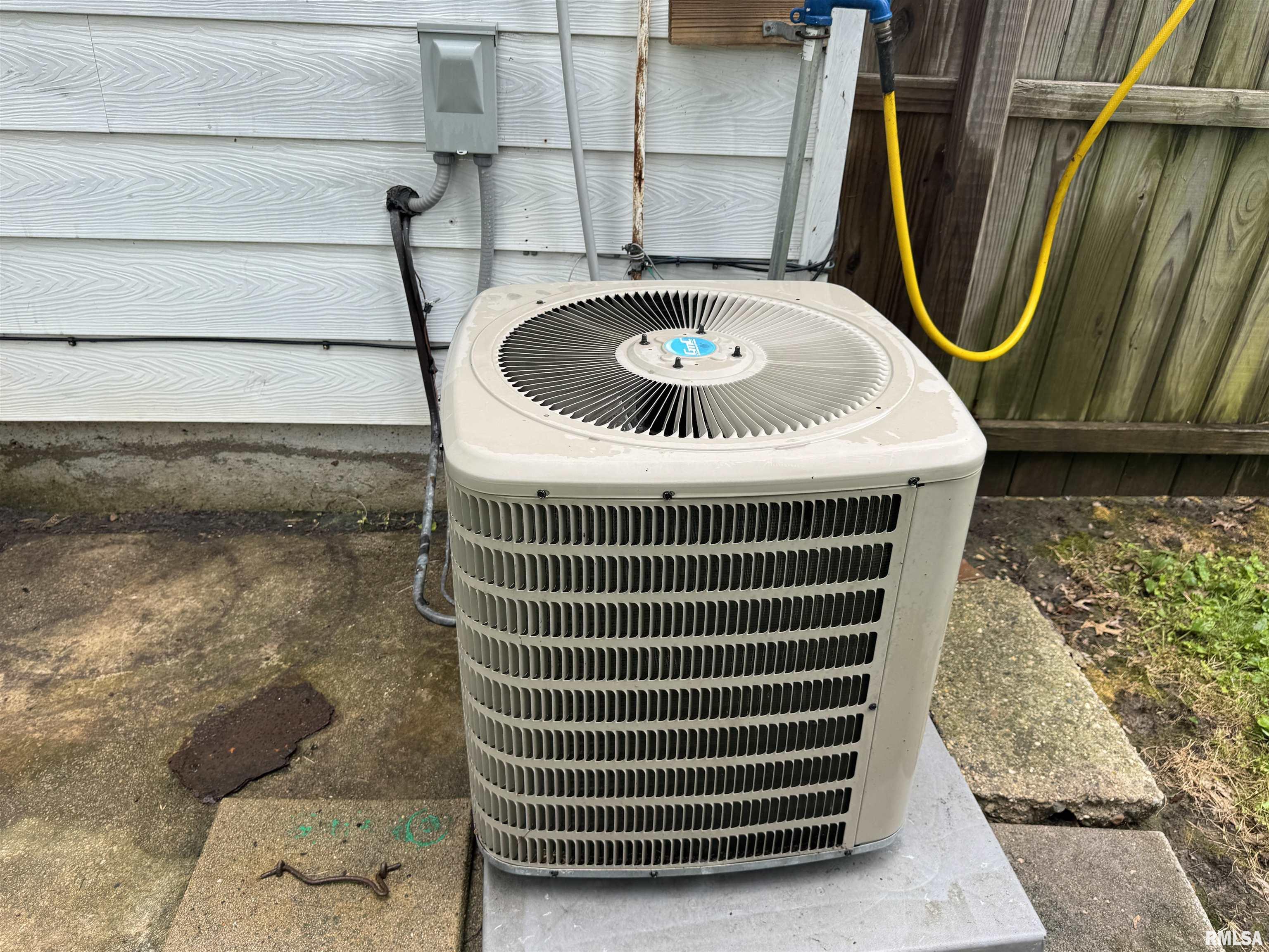 1307 South Maple Street Centralia, IL 62801 - Photo 23 of 30