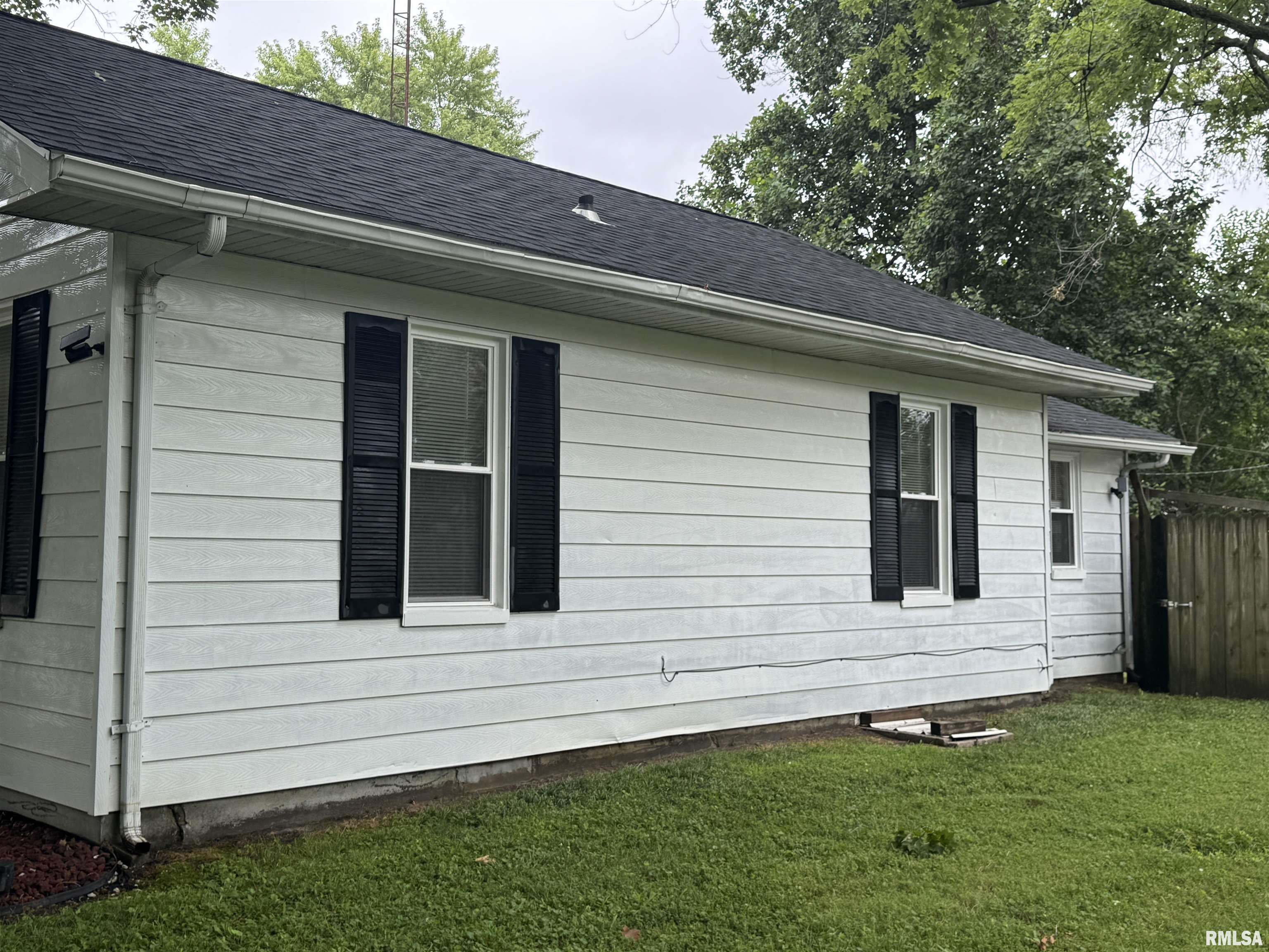 1307 South Maple Street Centralia, IL 62801 - Photo 29 of 30