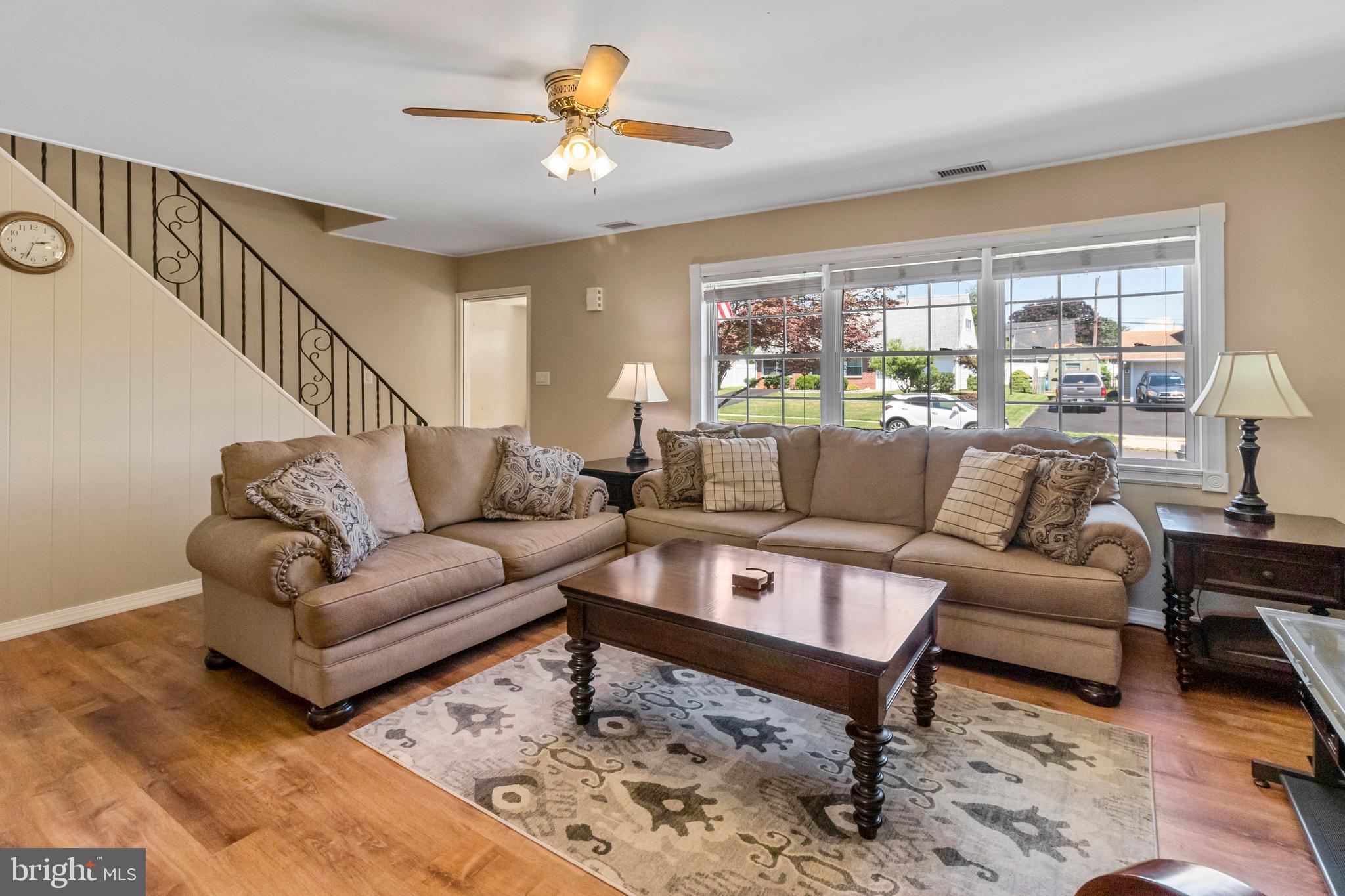 73 Cardinal Road Levittown, PA 19057 - Photo 9 of 28 Living Room
