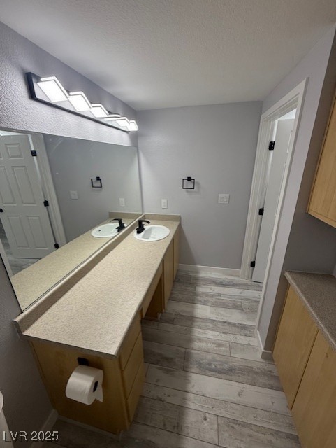 6955 North Durango Drive, Unit 1013 Las Vegas, NV 89149 - Photo 10 of 13 Bathroom with and vanity