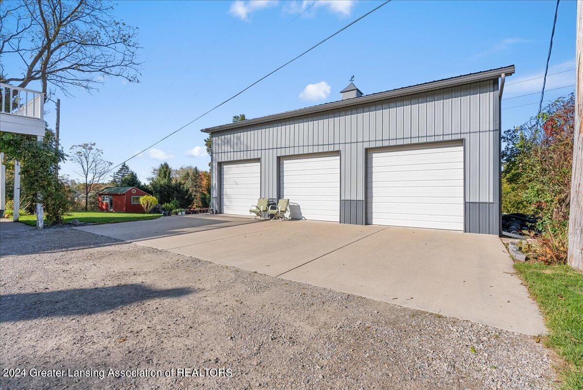 8647 Coleman Road Haslett, MI 48840 - Photo 28 of 49 19-Media Jett - 19