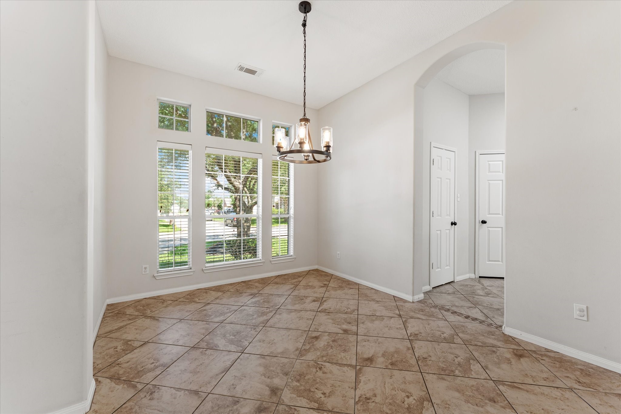 25935 Brickhill Drive Spring, TX 77389 - Photo 9 of 40 Dining Room