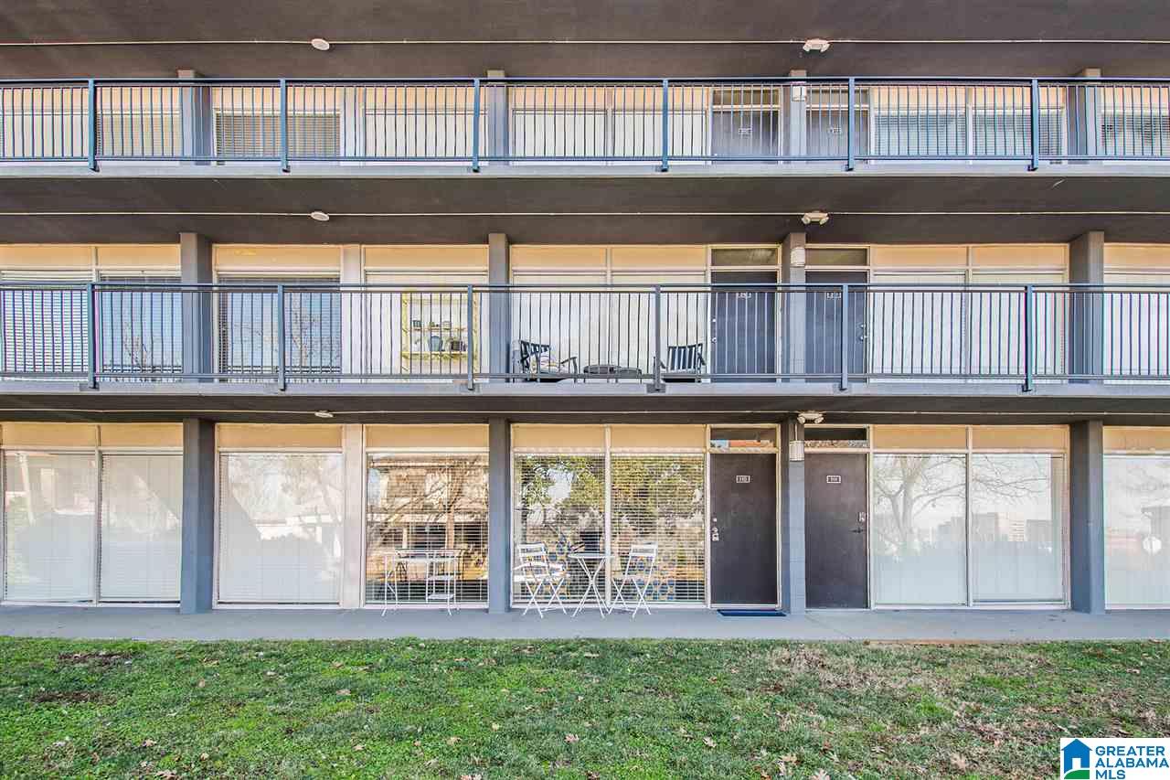 2990 Rhodes Circle South, Unit 110 Birmingham, AL 35205 - Photo 2 of 21