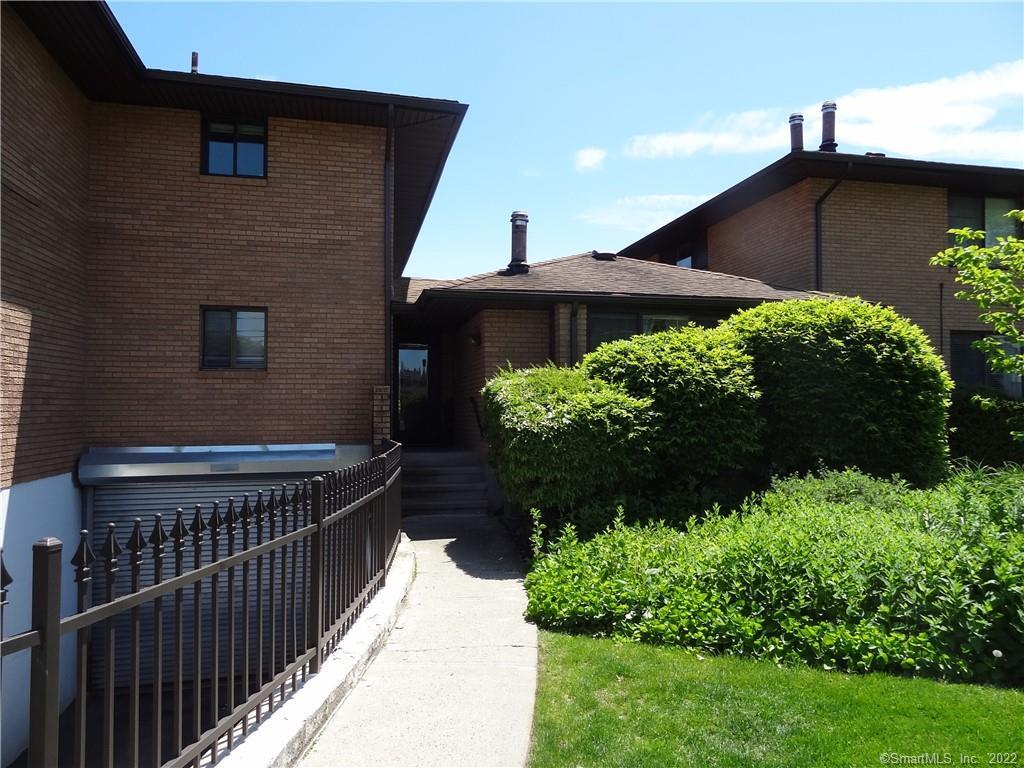 350 Grovers Avenue, Unit 1C Bridgeport, CT 06605 - Photo 24 of 25 Walkway To Front Door