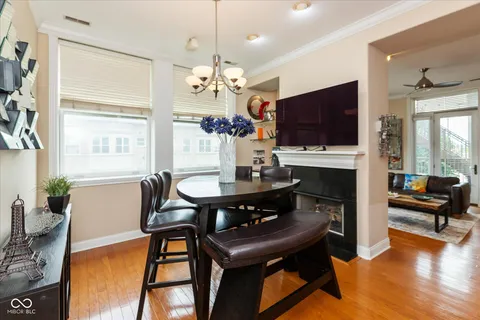 $279,999 | 2105 North Meridian Street, Unit 203, Indianapolis, IN 46202