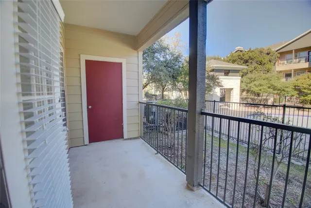$1,450 | 2320 Gracy Farms Lane, Unit 712, Austin, TX 78758