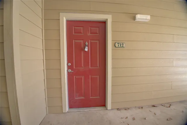 $1,450 | 2320 Gracy Farms Lane, Unit 712, Austin, TX 78758