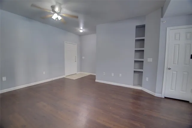 $1,450 | 2320 Gracy Farms Lane, Unit 712, Austin, TX 78758