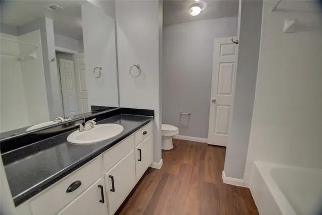 $1,450 | 2320 Gracy Farms Lane, Unit 712, Austin, TX 78758