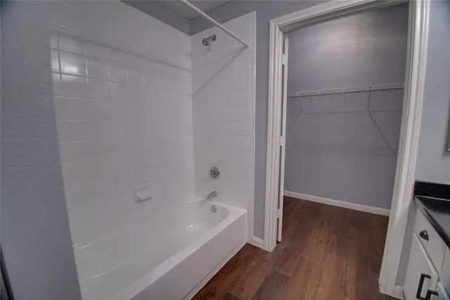 $1,450 | 2320 Gracy Farms Lane, Unit 712, Austin, TX 78758