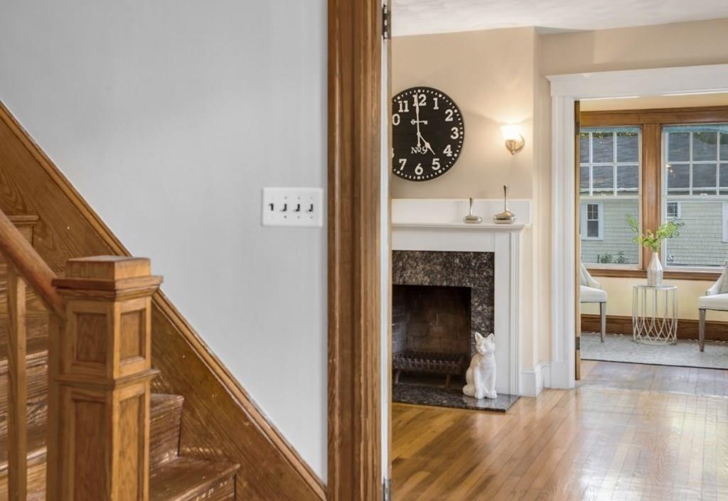 27 Longwood Road Reading, MA 01867 - Photo 9 of 28 Gallery Image 9