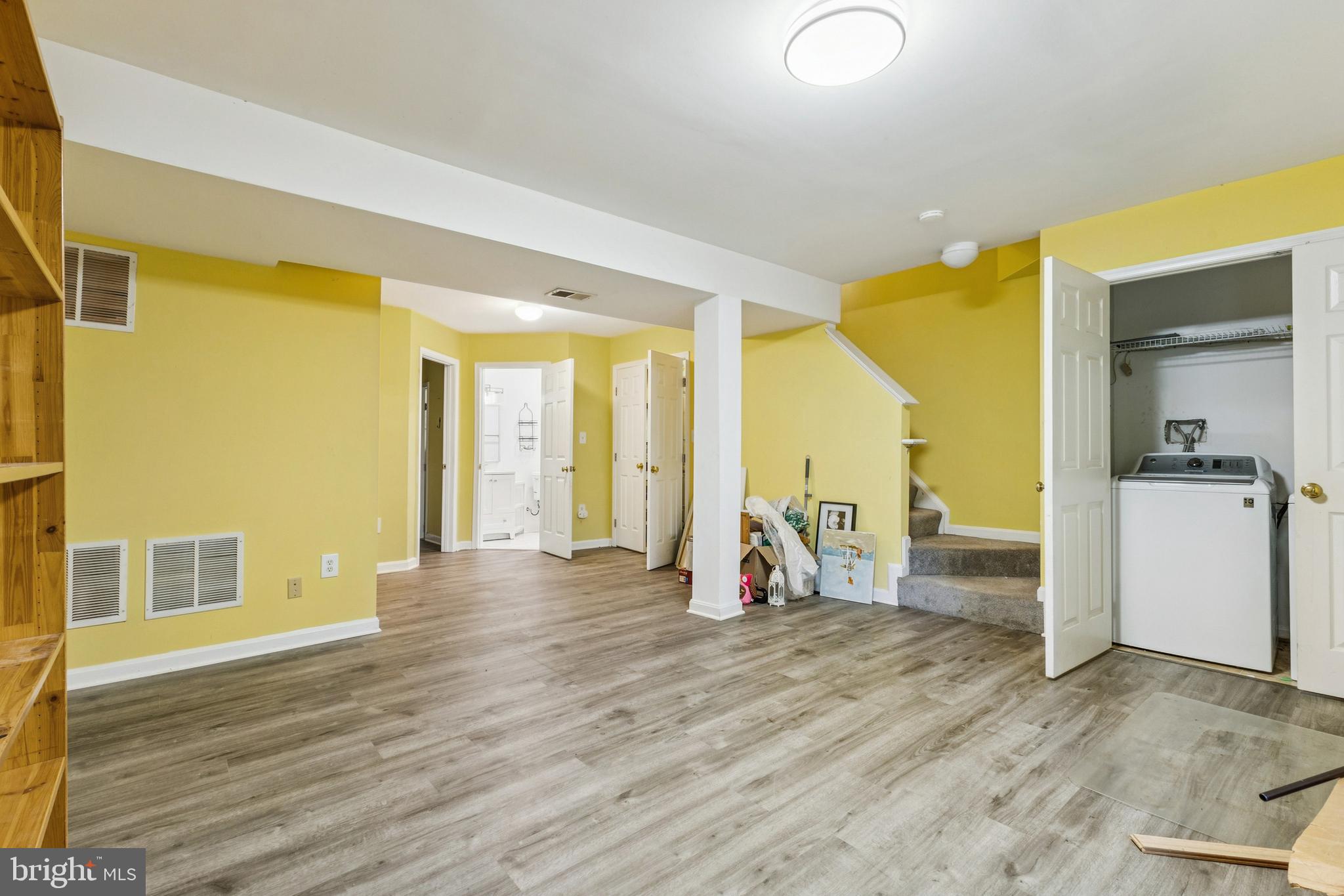 43067 Candlewick Square Leesburg, VA 20176 - Photo 21 of 25 a view of a room with wooden floor