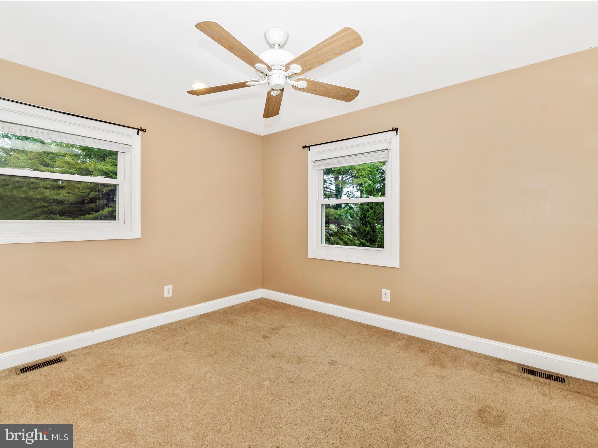 8429 Woodville Road Mount Airy, MD 21771 - Photo 27 of 75 an empty room with a window