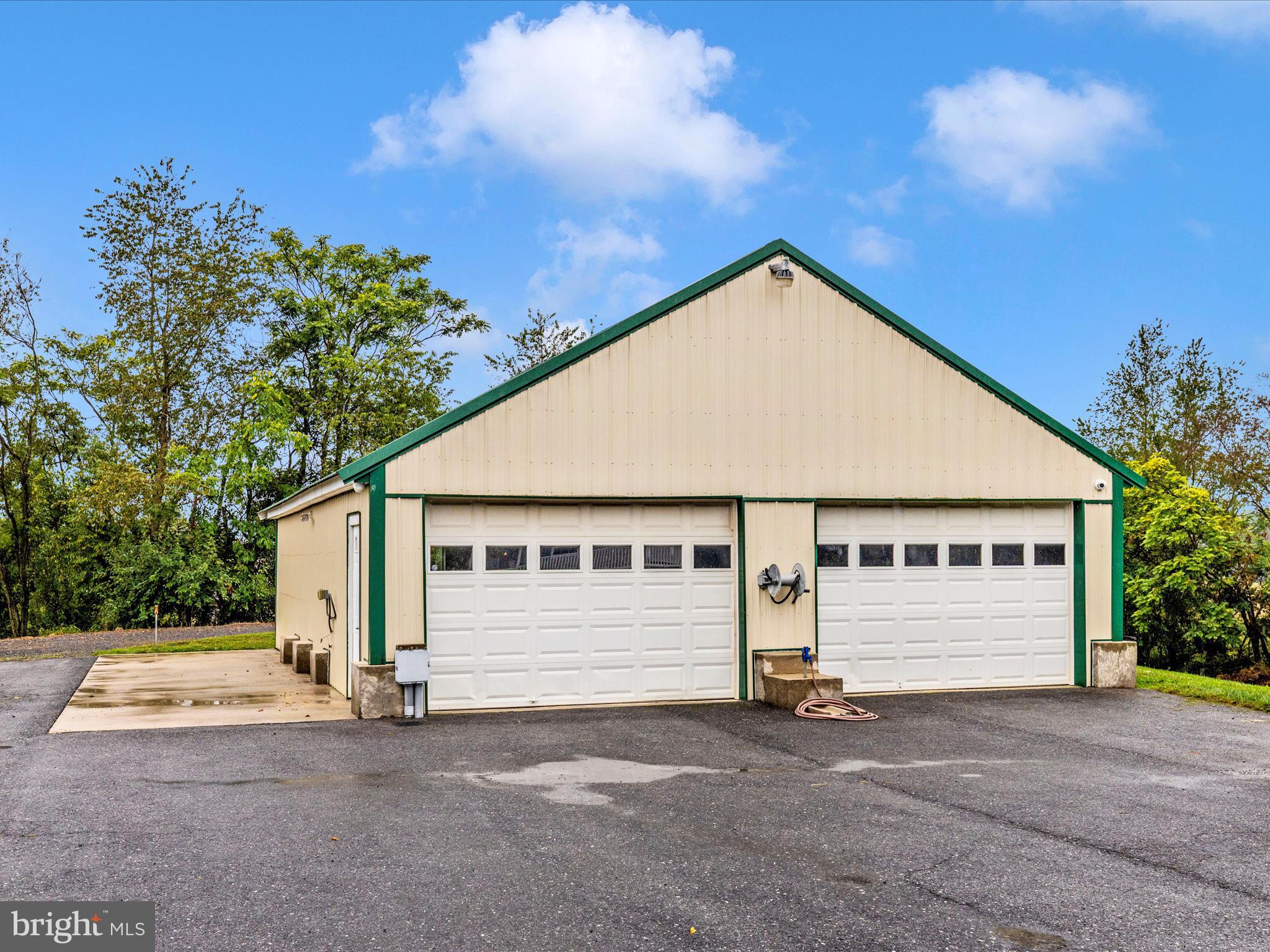 8429 Woodville Road Mount Airy, MD 21771 - Photo 57 of 75 Garage