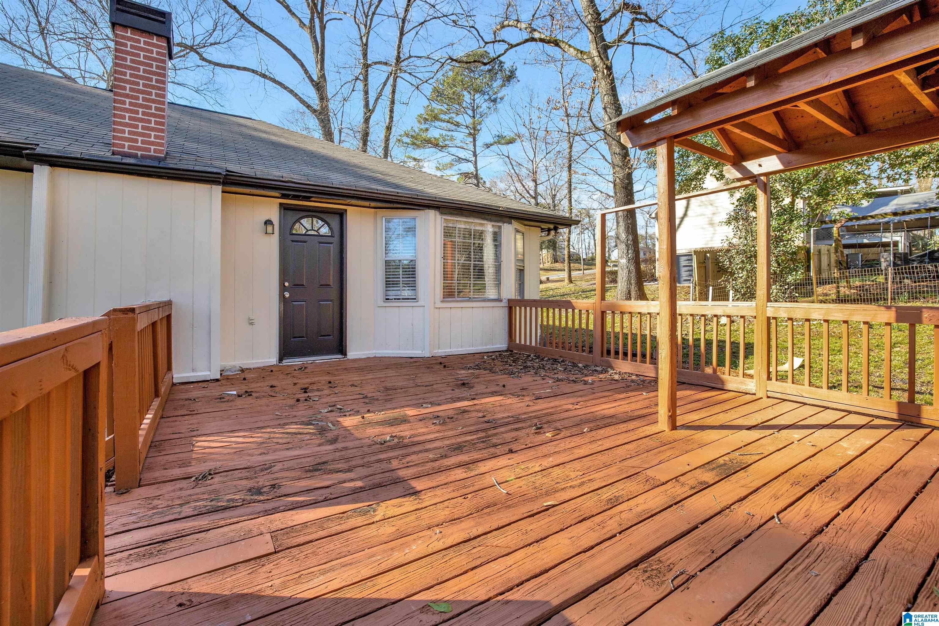 112 Hickory Street Alabaster, AL 35114 - Photo 7 of 34