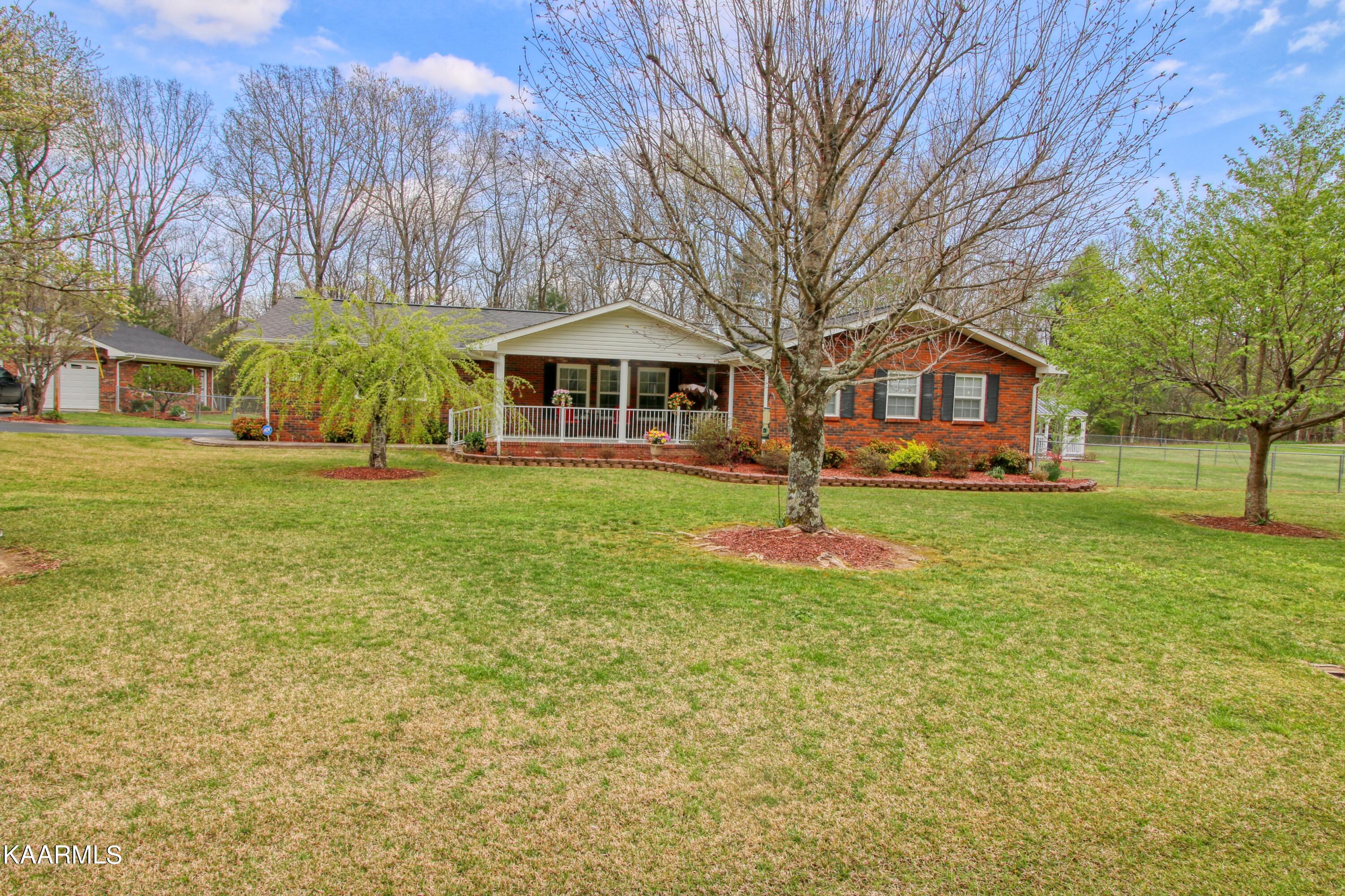 272 Pine Grove Road Crossville, TN 38571 - Photo 30 of 36 outside1