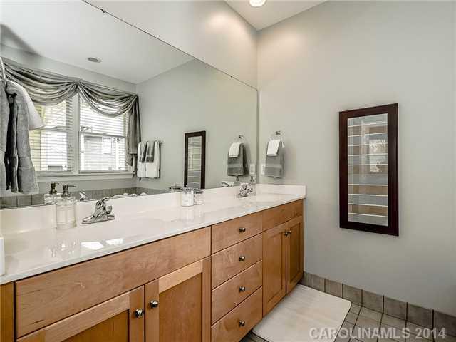 2231 Club Road Charlotte, NC 28205 - Photo 9 of 16 Gallery Image 9