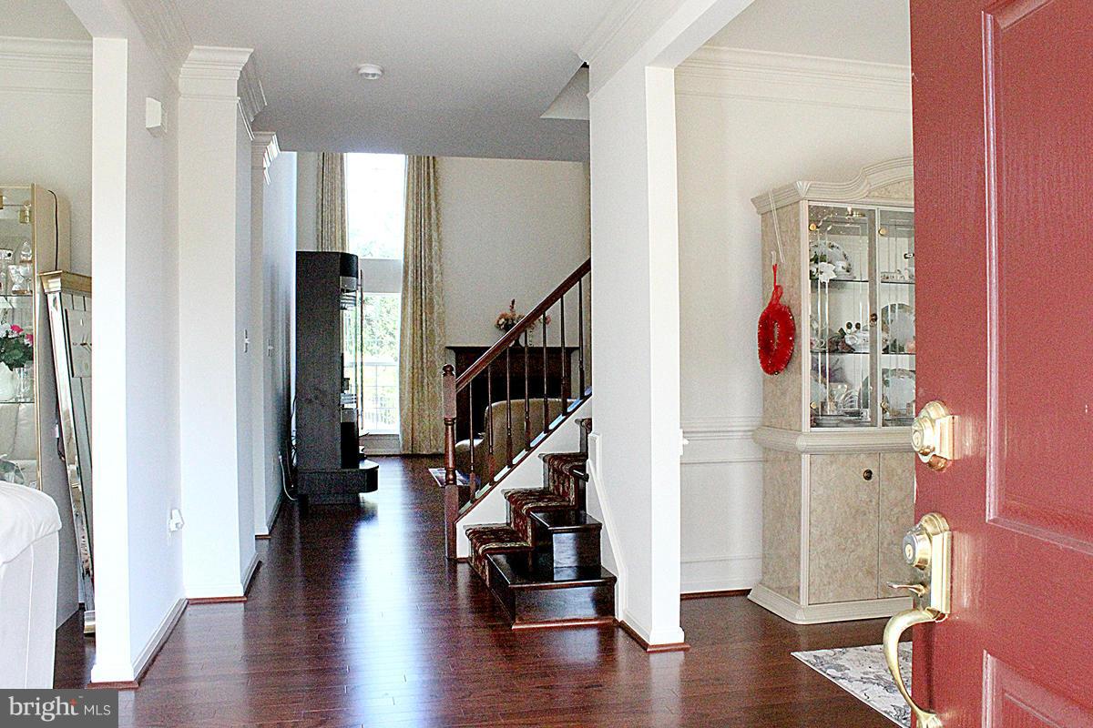 14518 Bubbling Spring Road Boyds, MD 20841 - Photo 4 of 26 Interior (General)