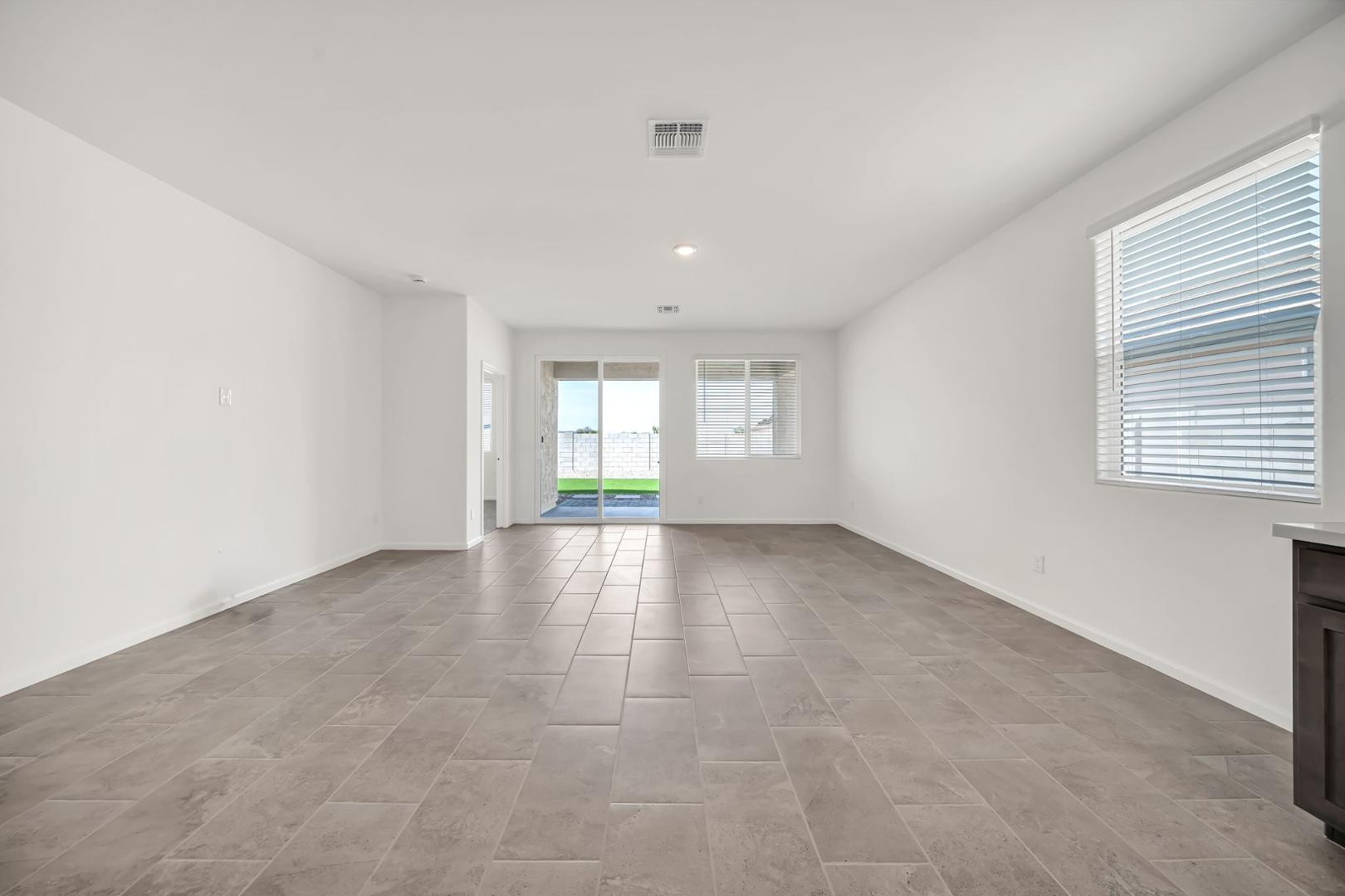 13244 West W Ranch Peoria, AZ 85383 - Photo 5 of 45 Photo #5