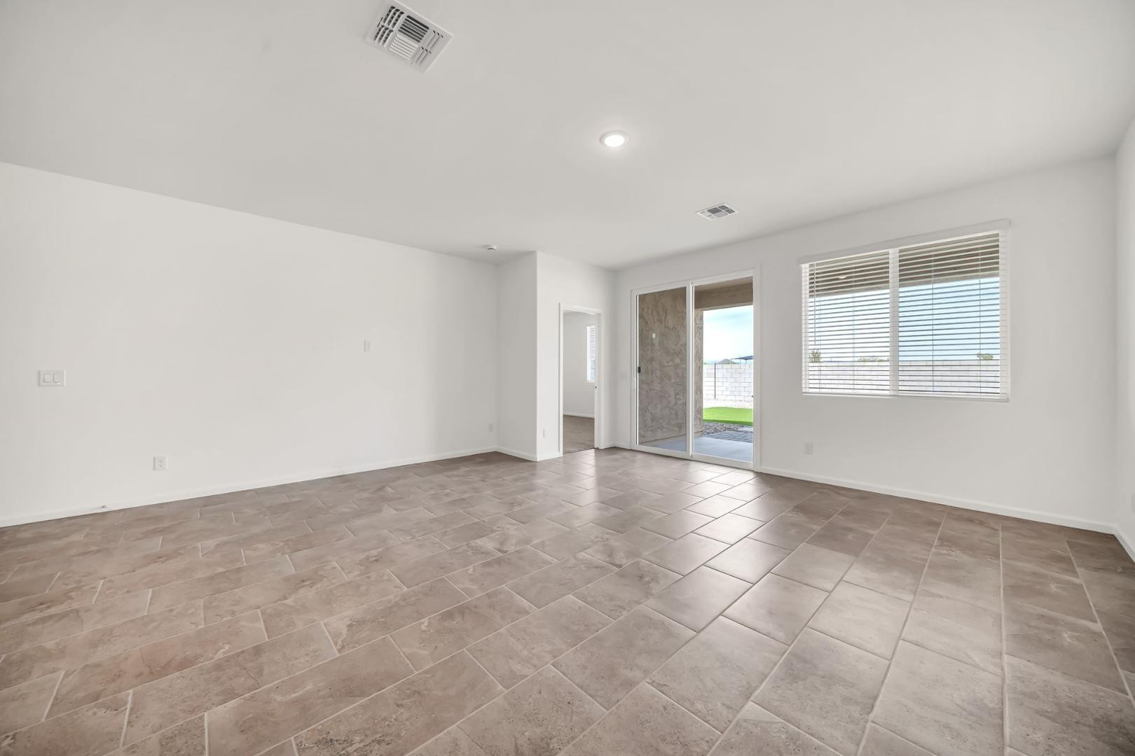 13244 West W Ranch Peoria, AZ 85383 - Photo 6 of 45 Photo #6