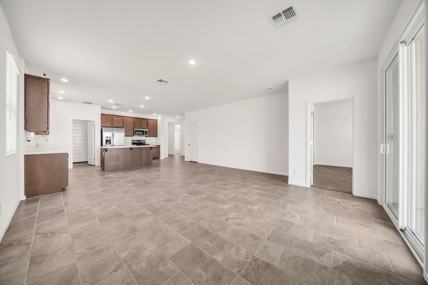 13244 West W Ranch Peoria, AZ 85383 - Photo 7 of 45 Photo #7